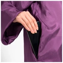 Silkliner - Travel Sleeping Bag -Camping Shop bergstop silkliner travel sleeping bag detail 3