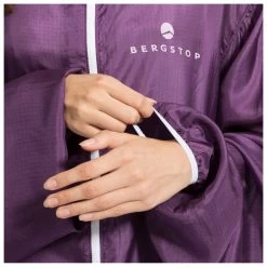 Silkliner - Travel Sleeping Bag -Camping Shop bergstop silkliner travel sleeping bag detail 4